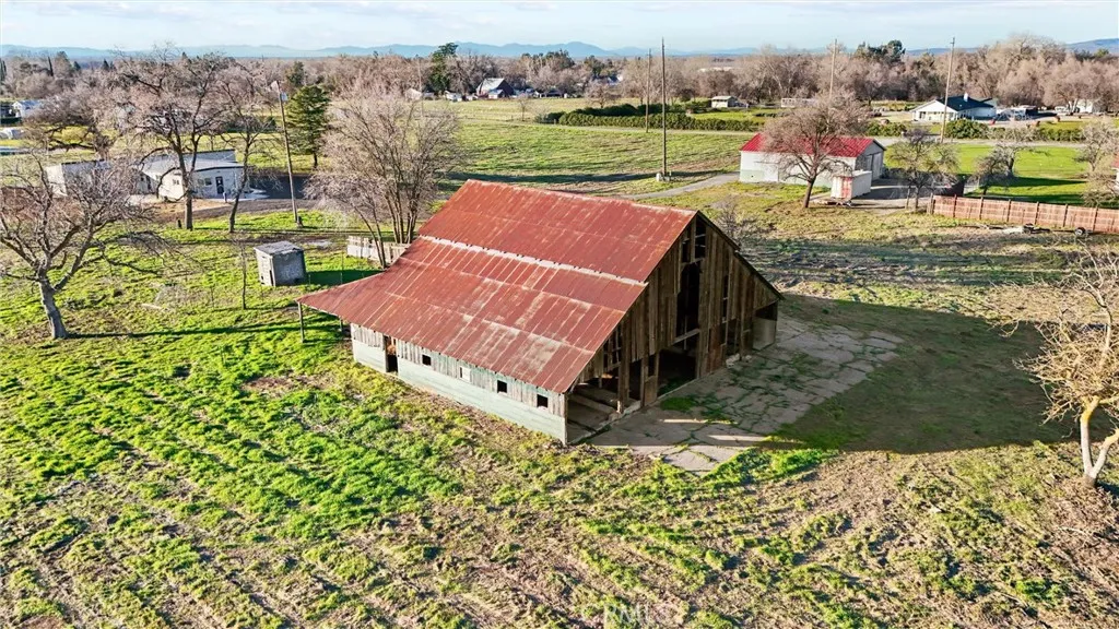 main property photo 42