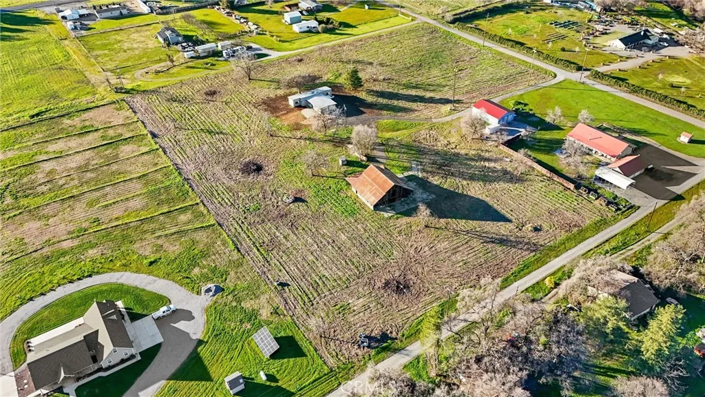 main property photo 48