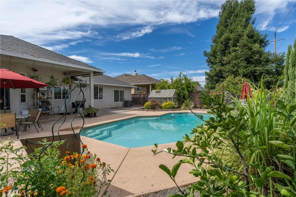 main property photo 42