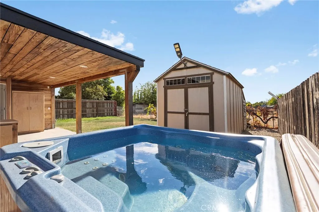 main property photo 27