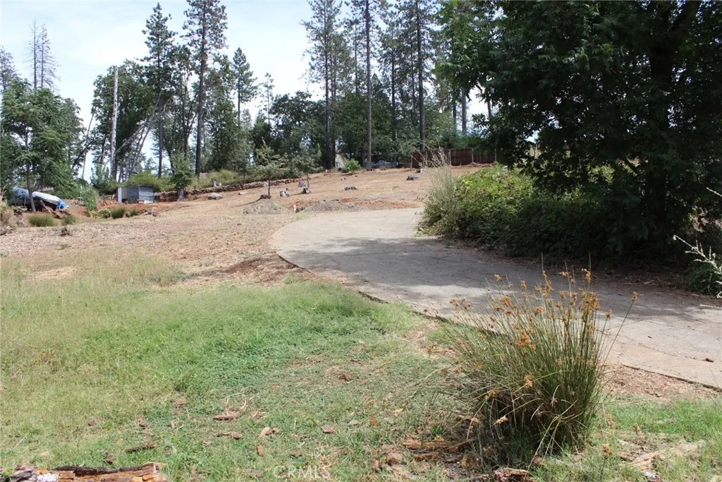 main property photo 13