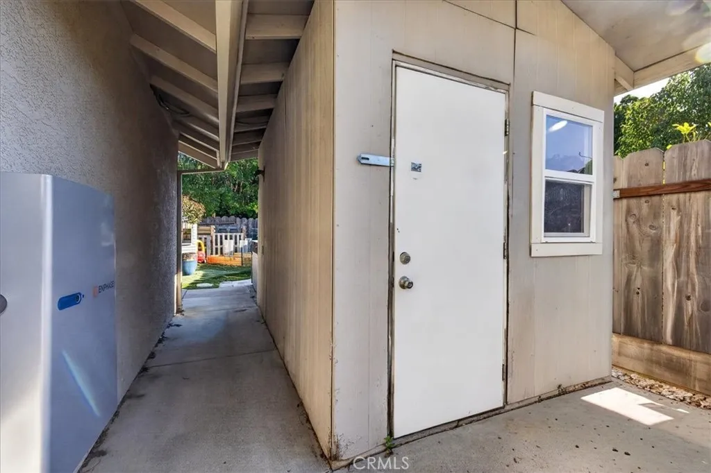 main property photo 67