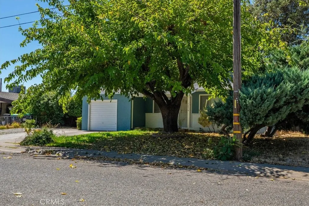 main property photo 21
