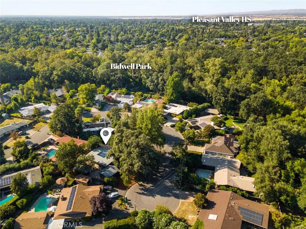 main property photo 43