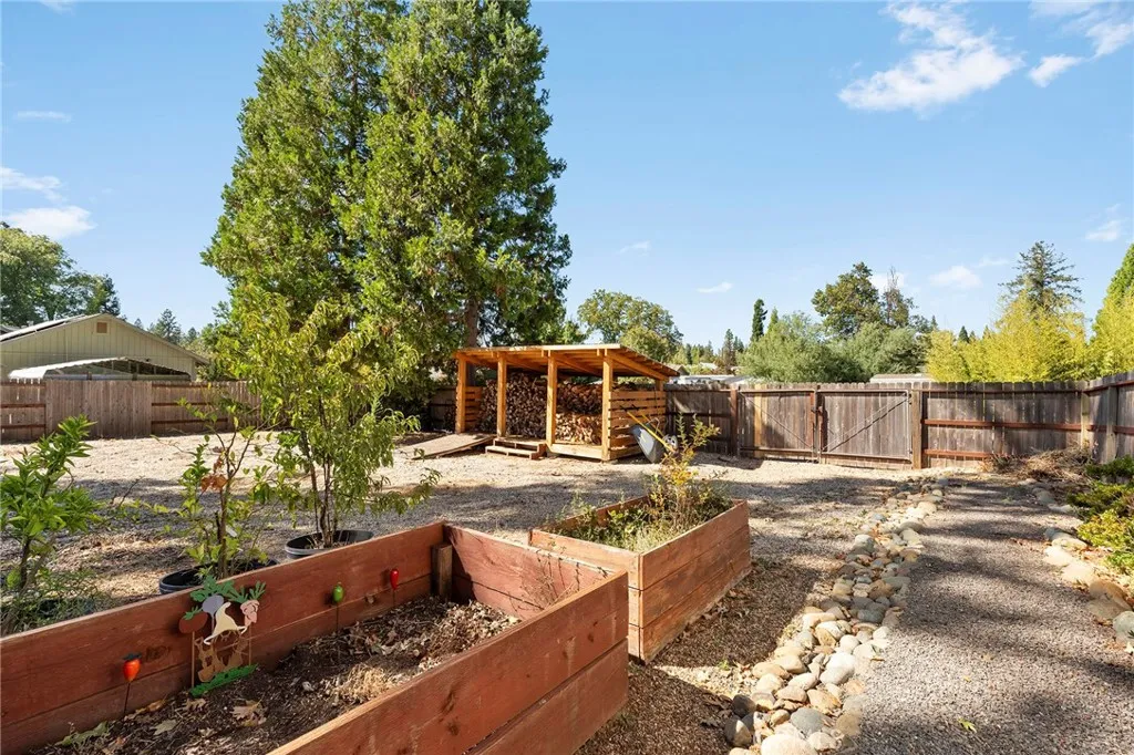 main property photo 56