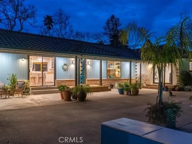 main property photo 9