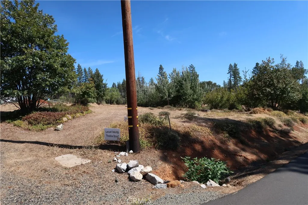 main property photo 9