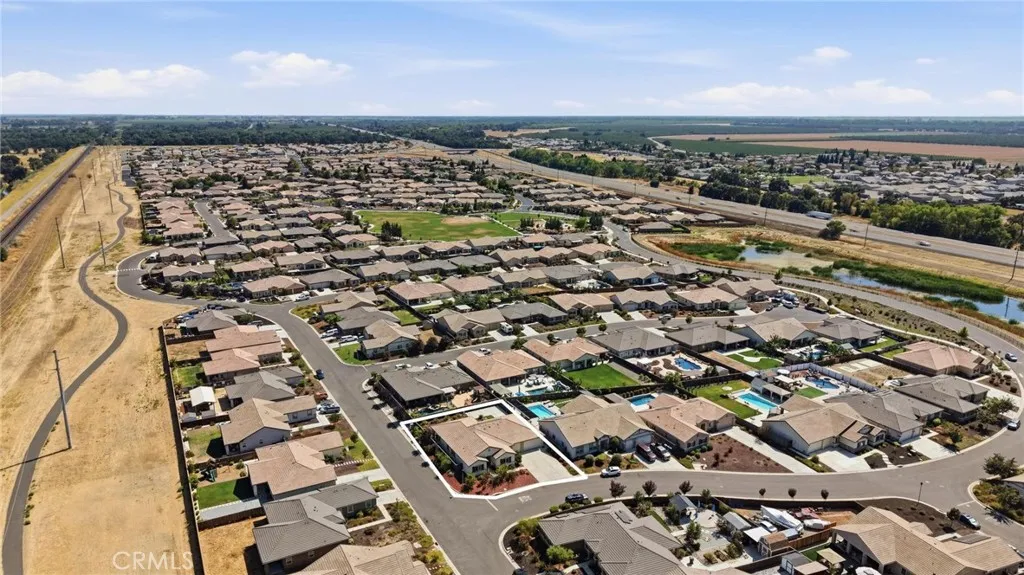 main property photo 65