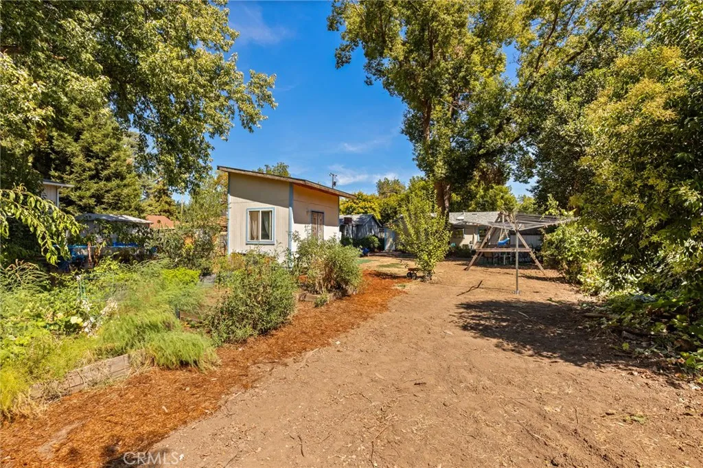 main property photo 29