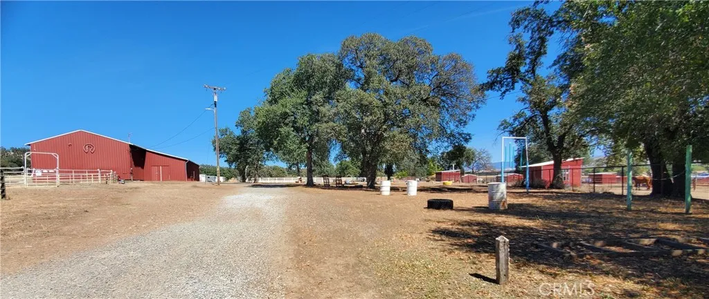 main property photo 18