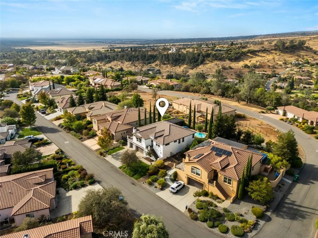 main property photo 60