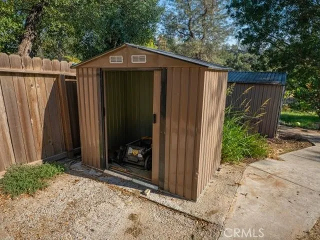 main property photo 60