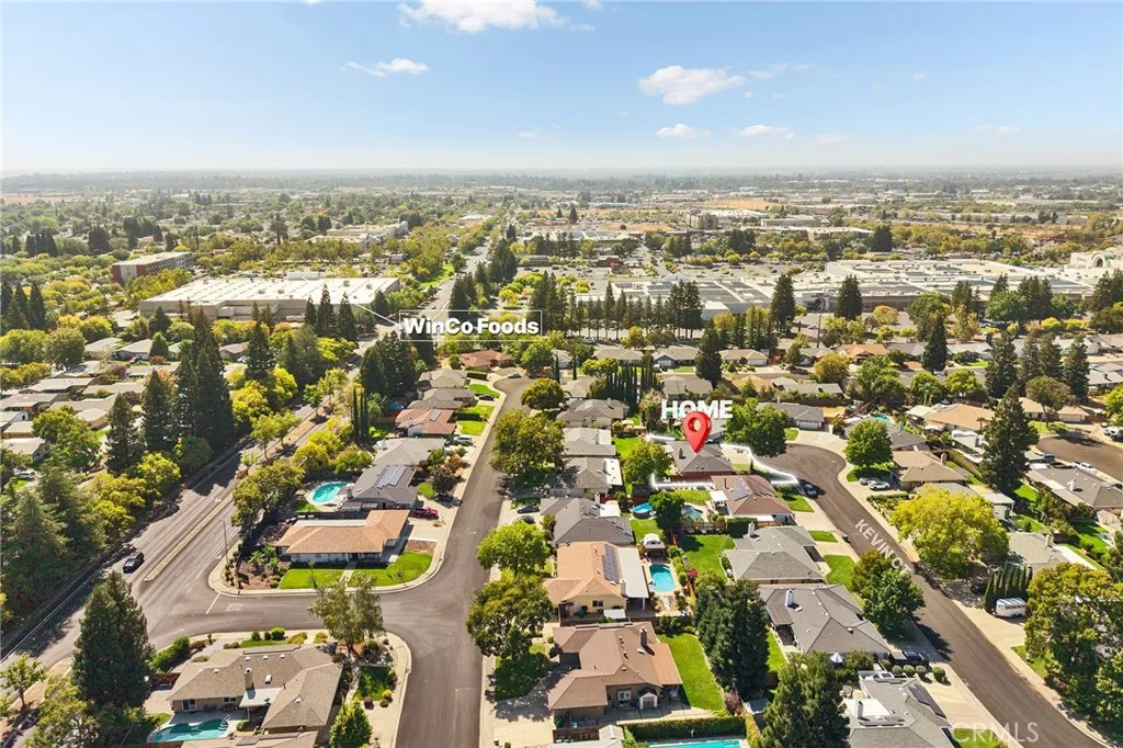 main property photo 43