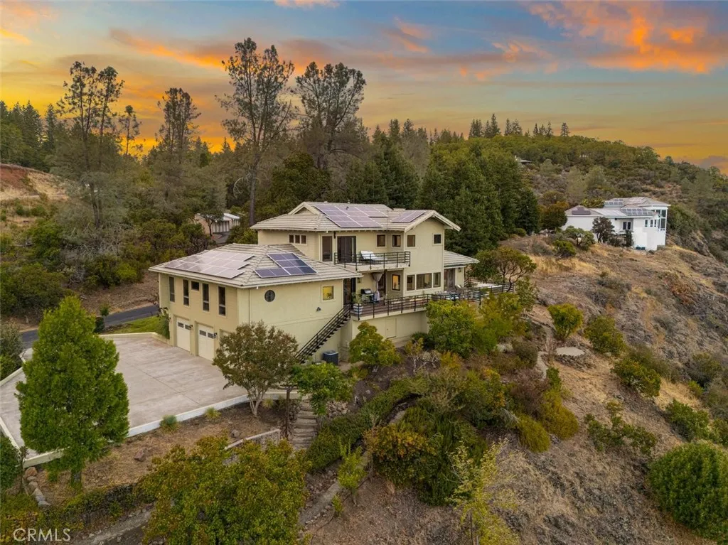 main property photo 41