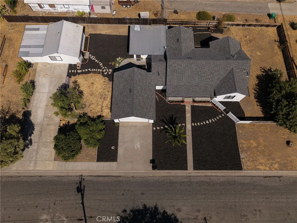 main property photo 54
