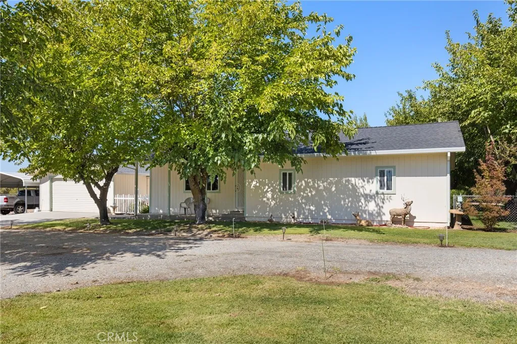 main property photo 17