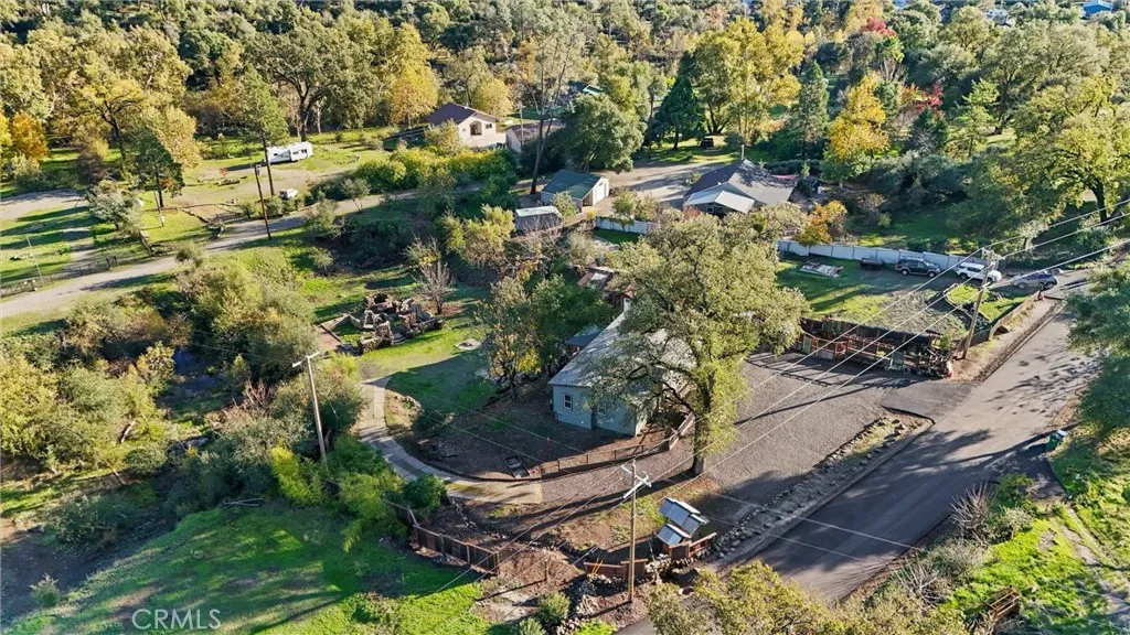 main property photo 43