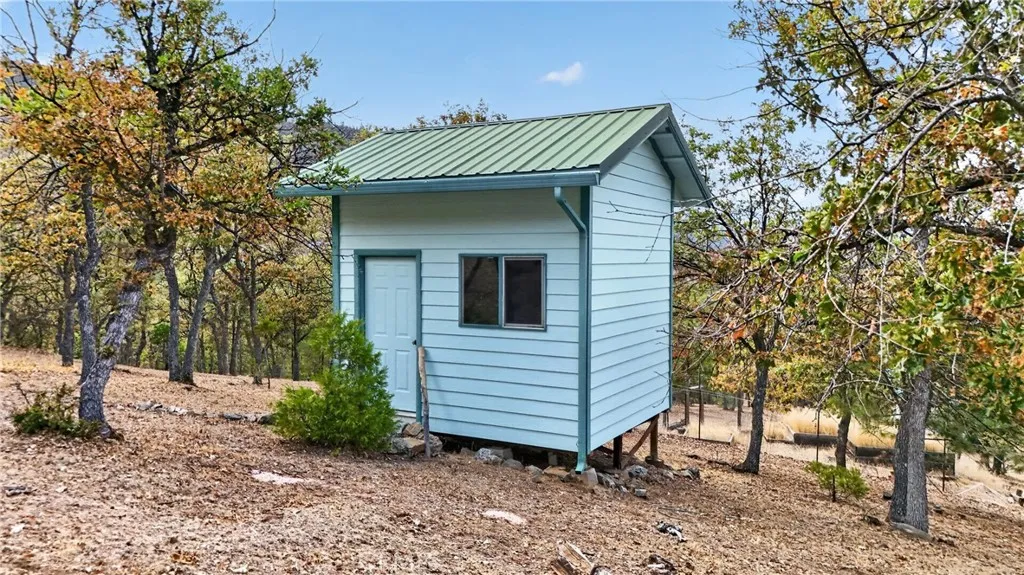 main property photo 51