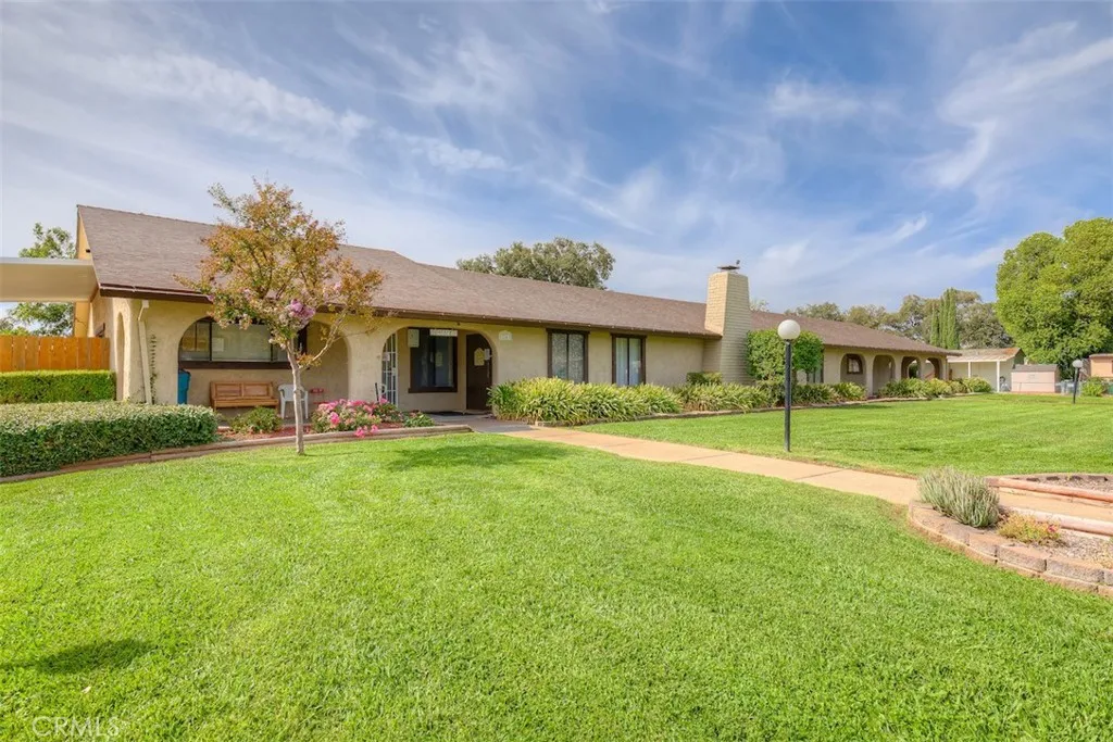 main property photo 30