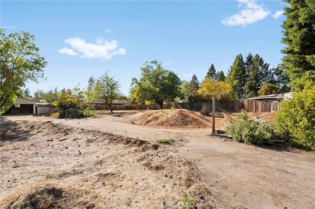 main property photo 4