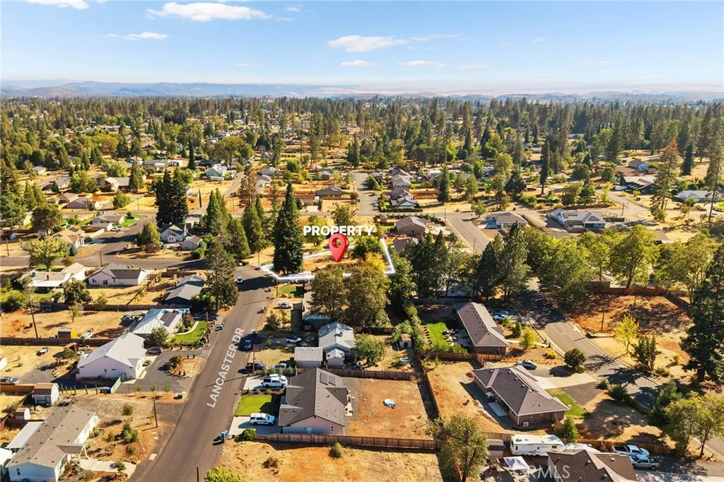 main property photo 8