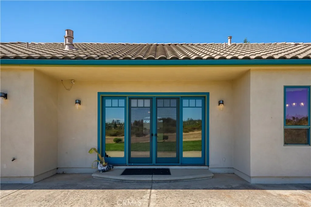 main property photo 30