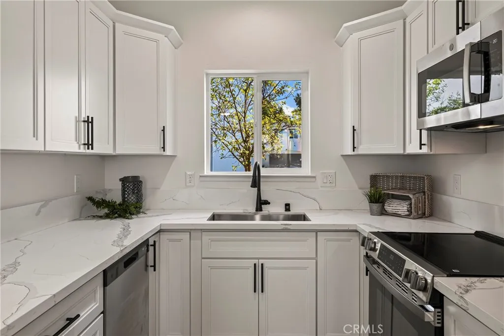 main property photo 114
