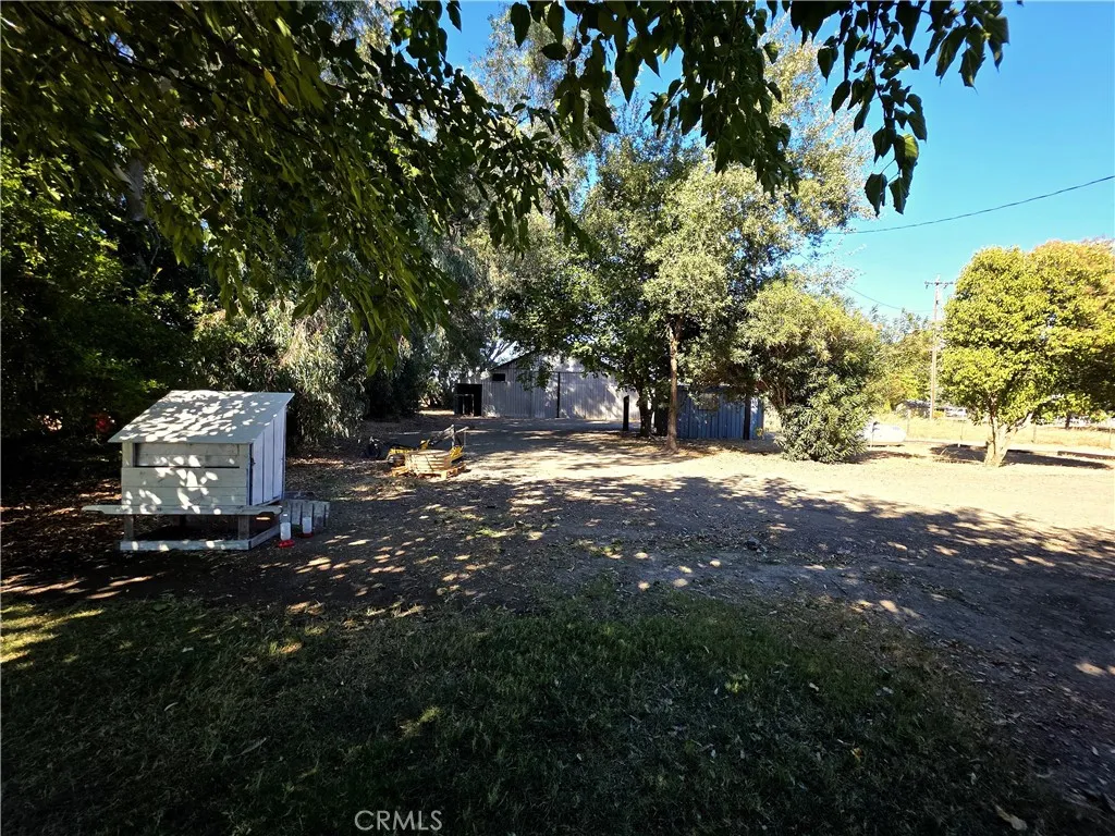 main property photo 43