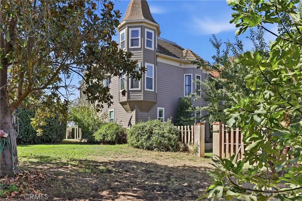 main property photo 0