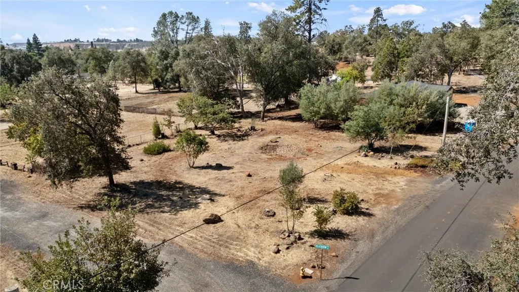 main property photo 6