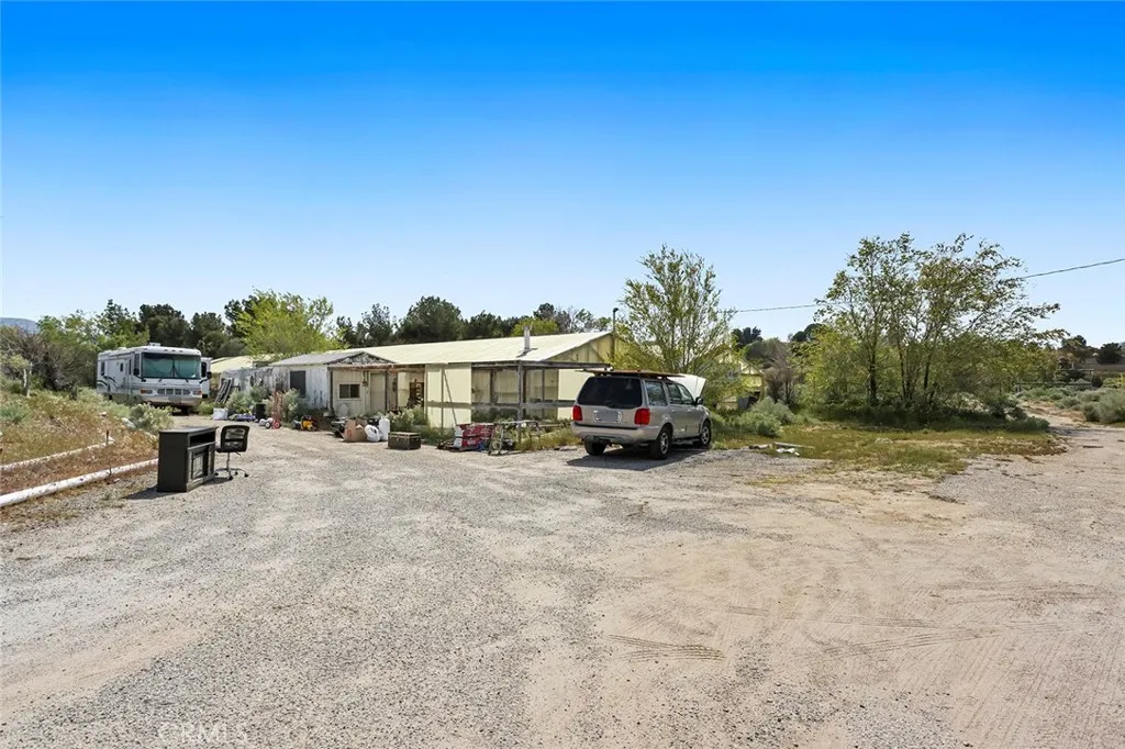 main property photo 6