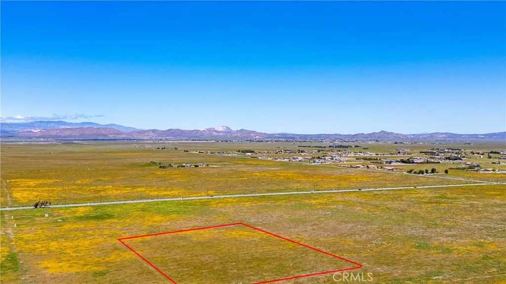 main property photo 18