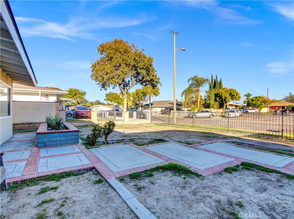 property viewer photo 5