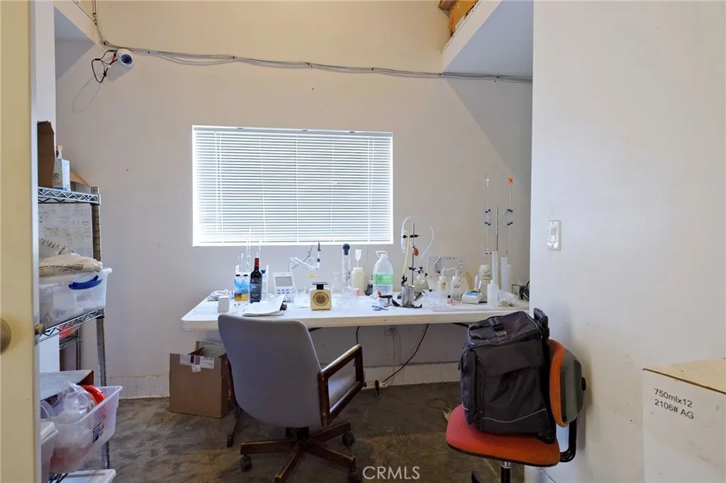 main property photo 51