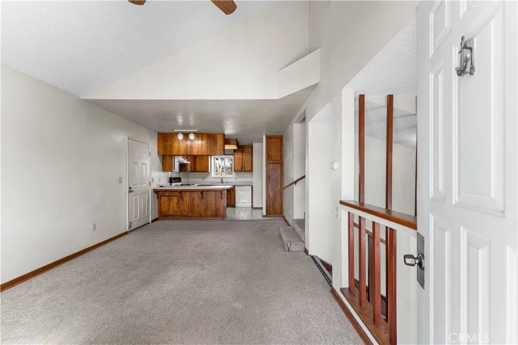property viewer photo 19