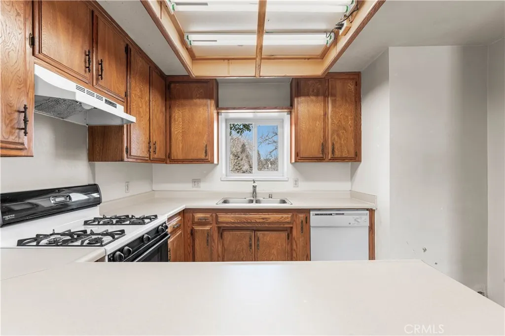 property viewer photo 24