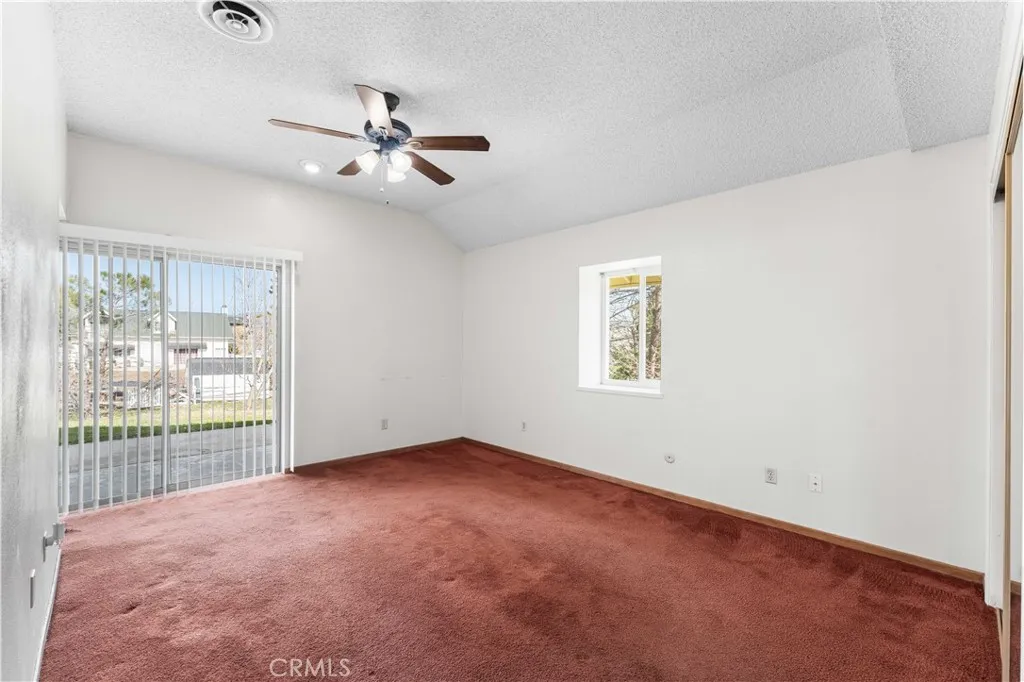 property viewer photo 32