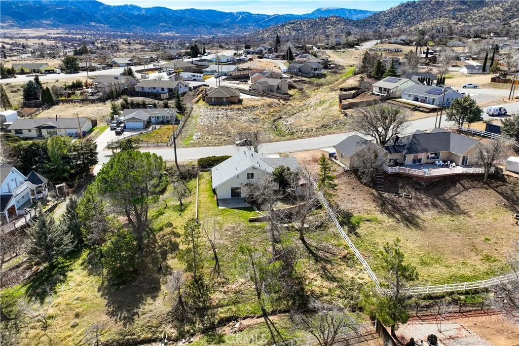 property viewer photo 4