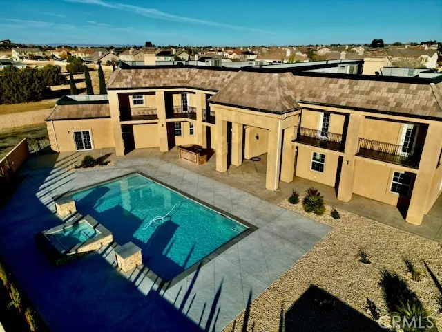 main property photo 3