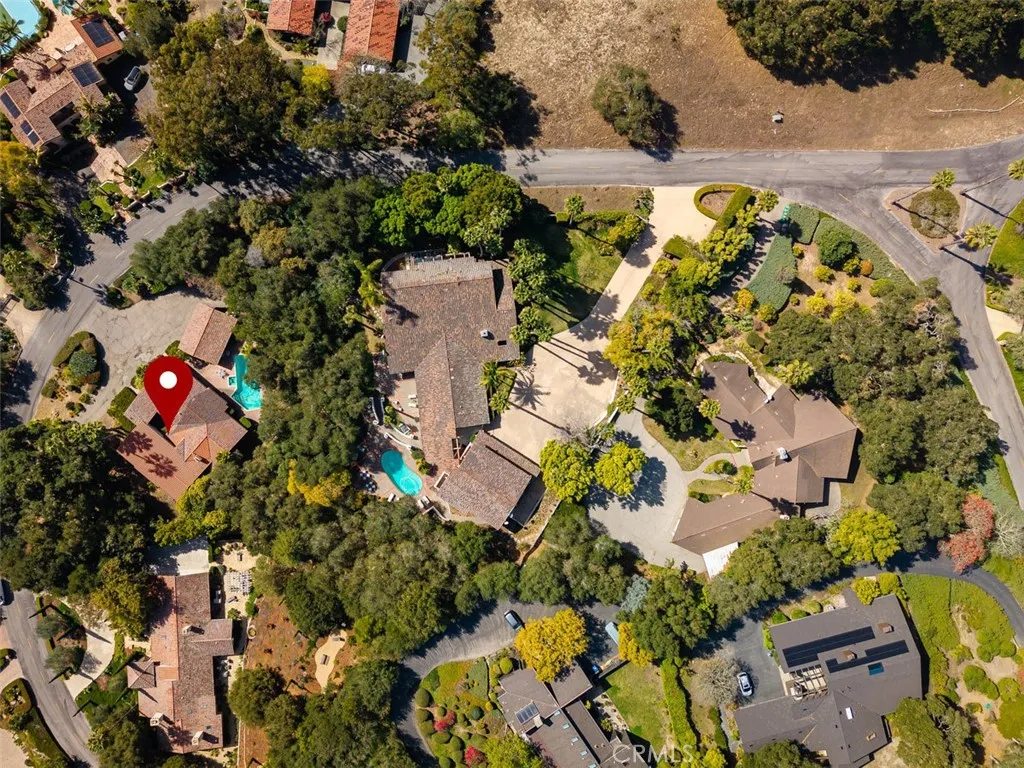 main property photo 41