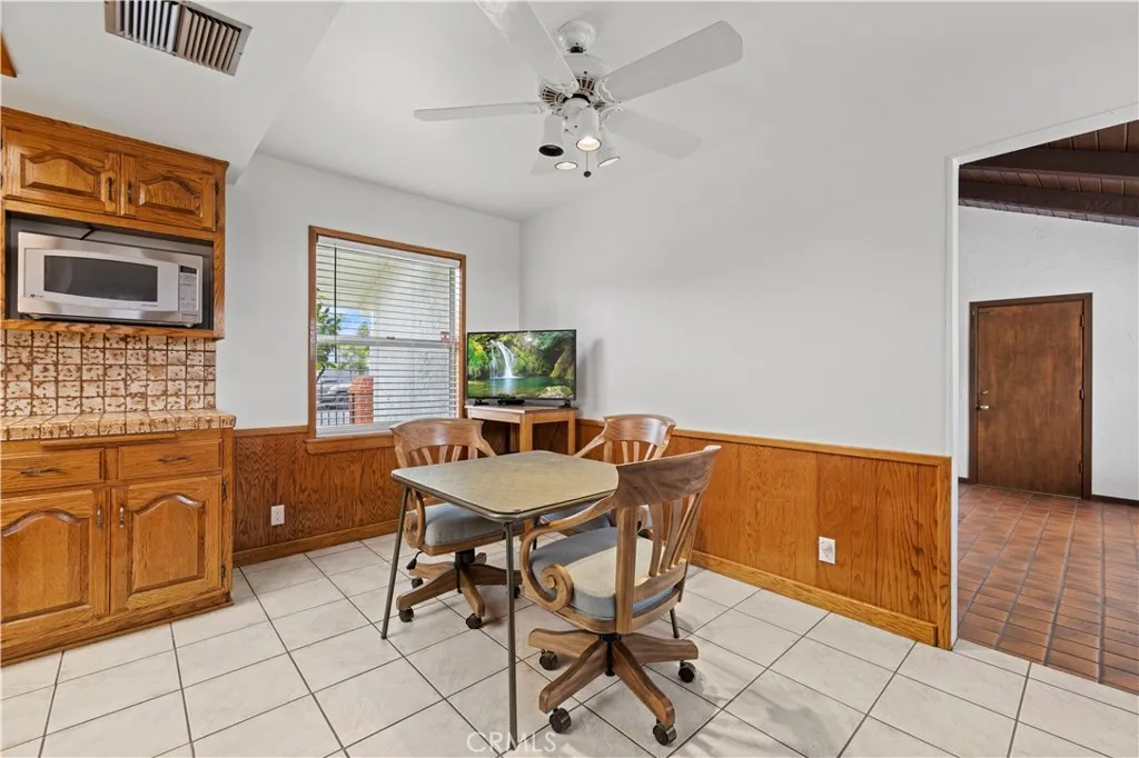 property viewer photo 15