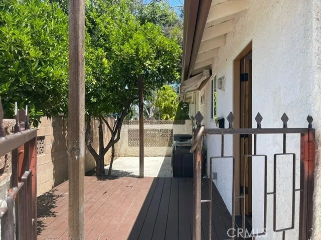 property viewer photo 10