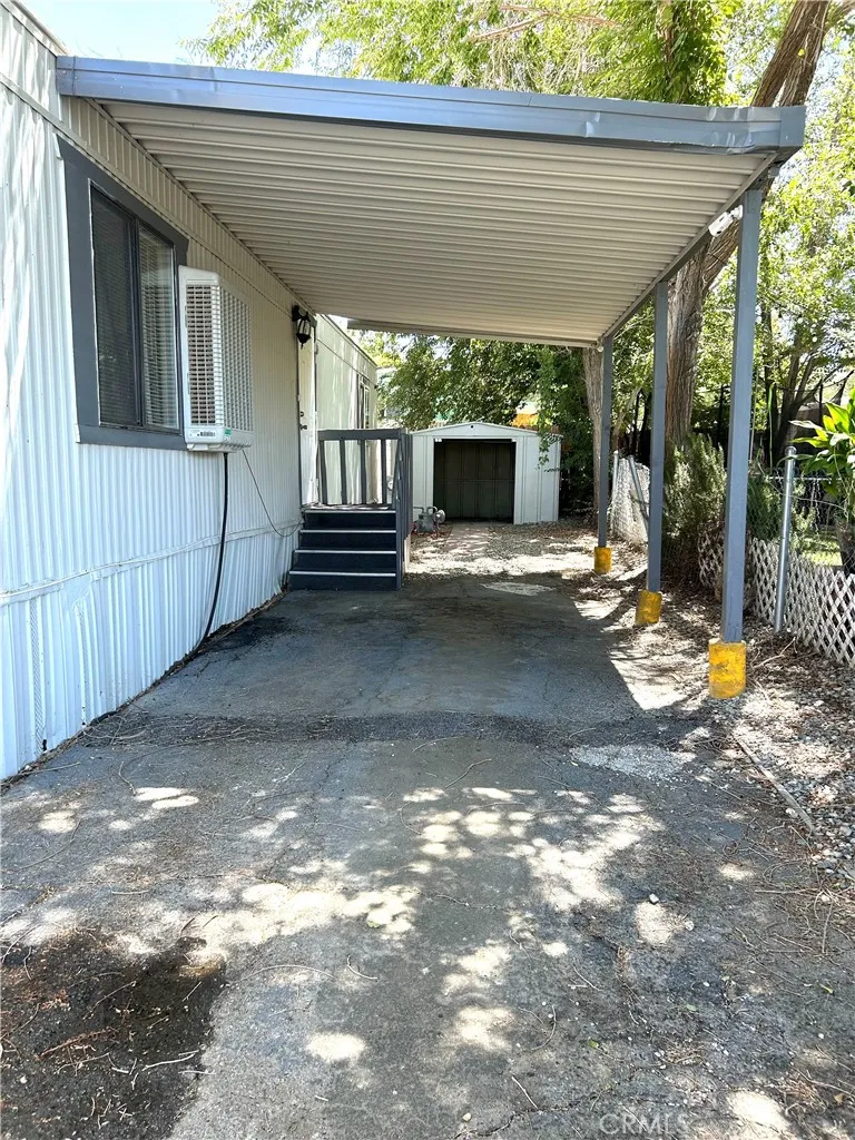 property viewer photo 20