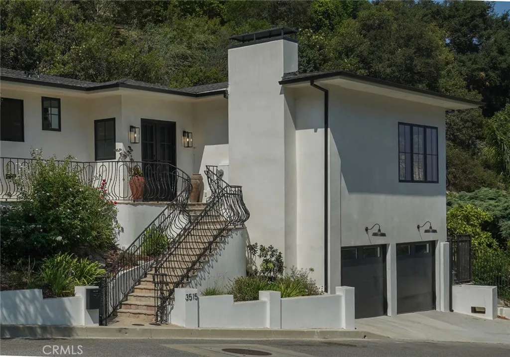 property viewer photo 1