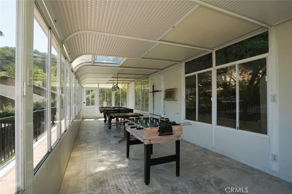 property viewer photo 44