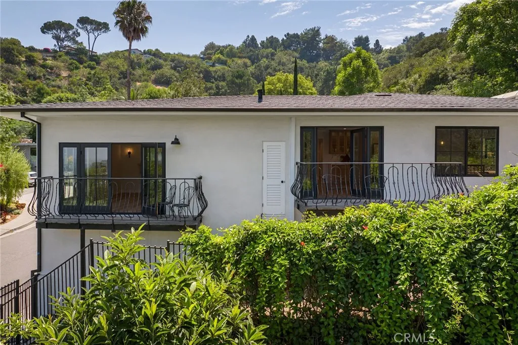 property viewer photo 7