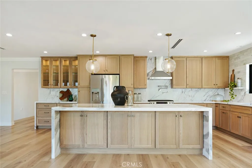 property viewer photo 9