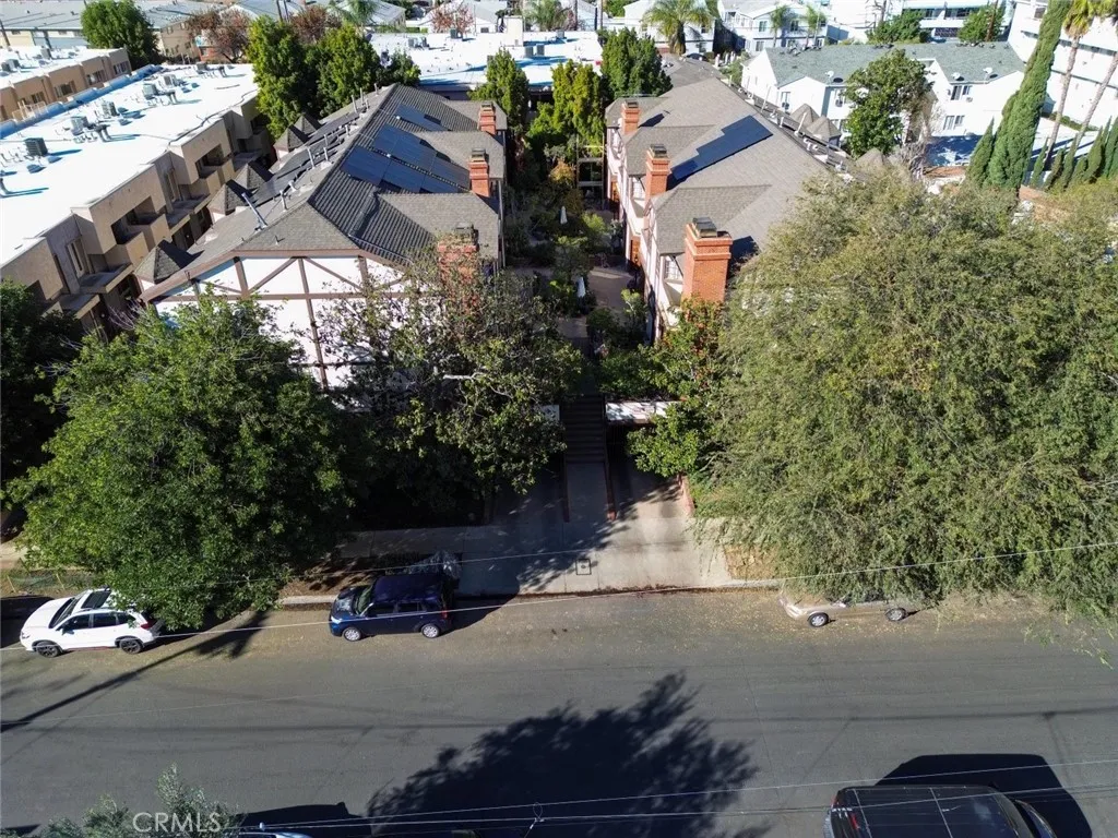 main property photo 39