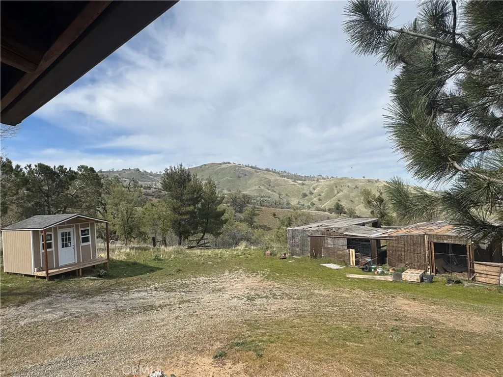 main property photo 23