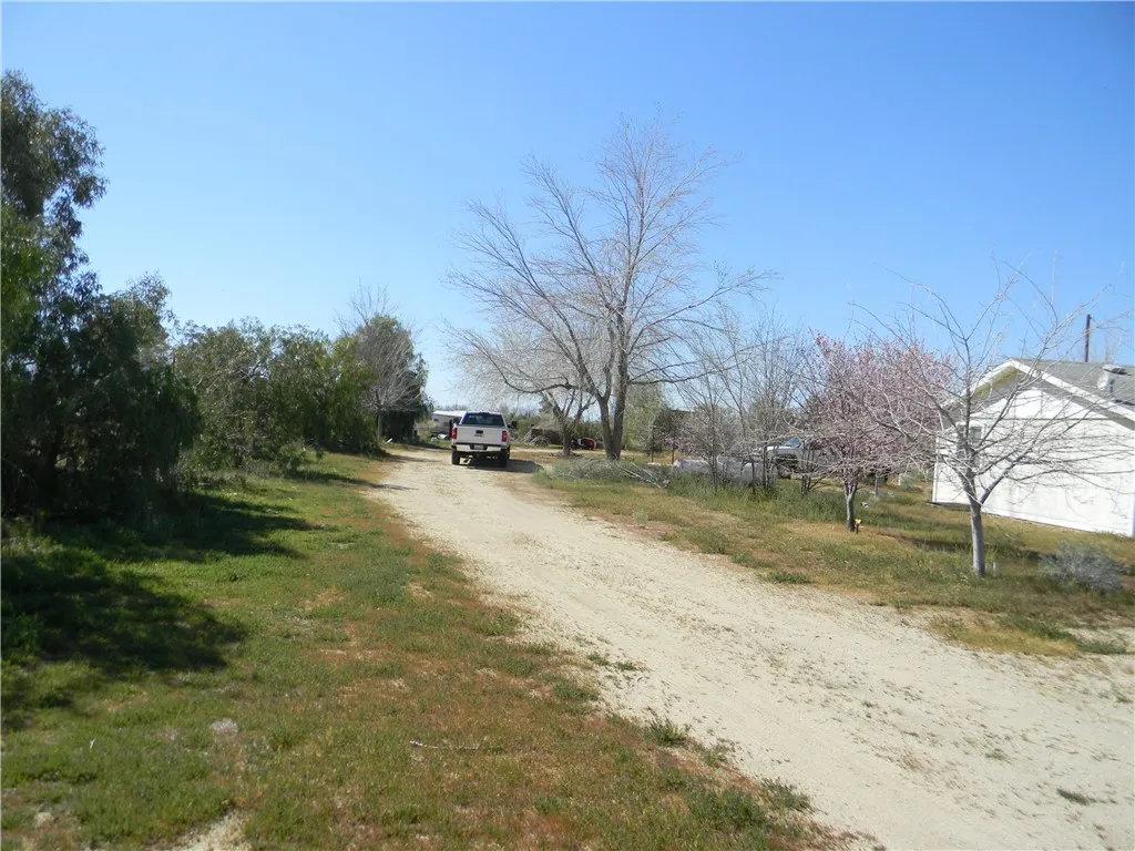 main property photo 29